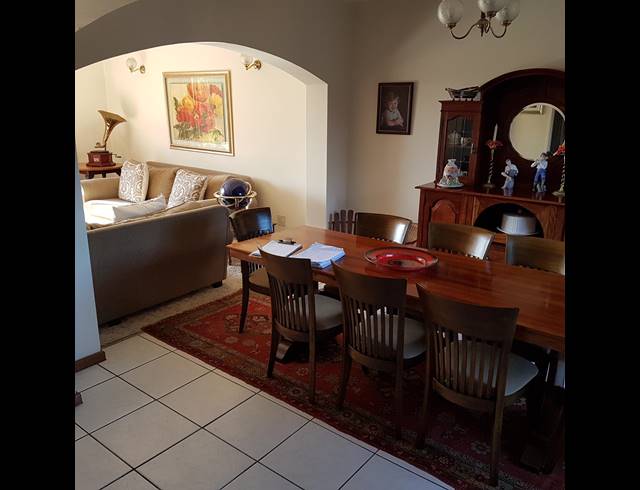 3 BEDROOM TOWNHOUSE RENTED IN GREENACRES